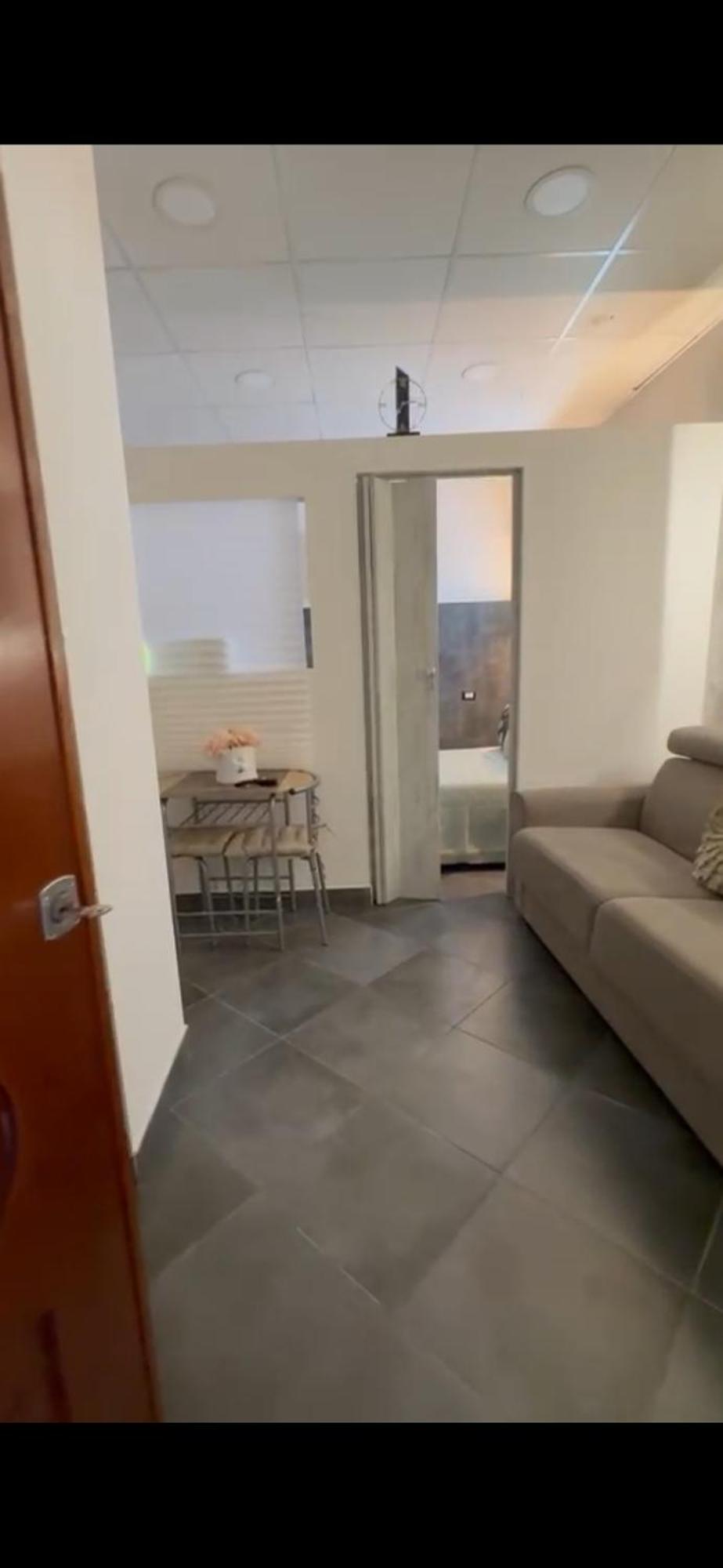 לינה וארוחת בוקר נאפולי Casa Di Vincenzo מראה חיצוני תמונה